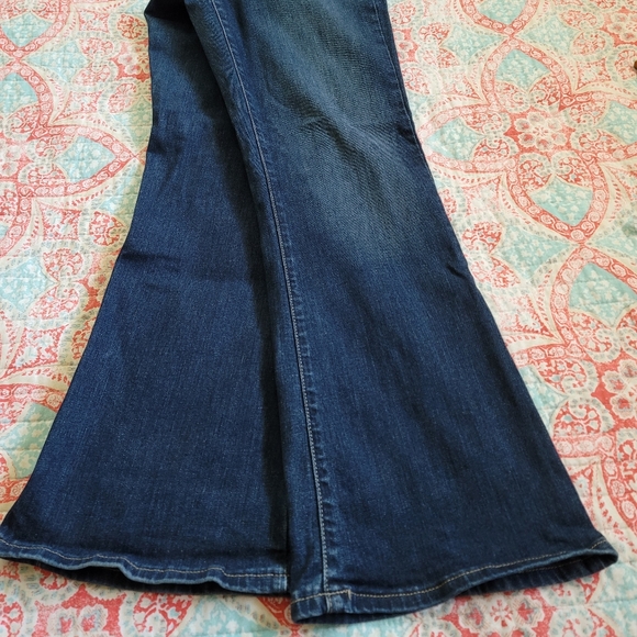 Calvin Klein Flare Jeans - Picture 5 of 7